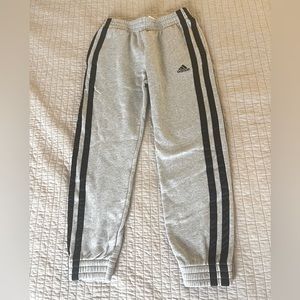 ADIDAS Boys Sweatpants Joggers Logo Size Large 14-16 Gray